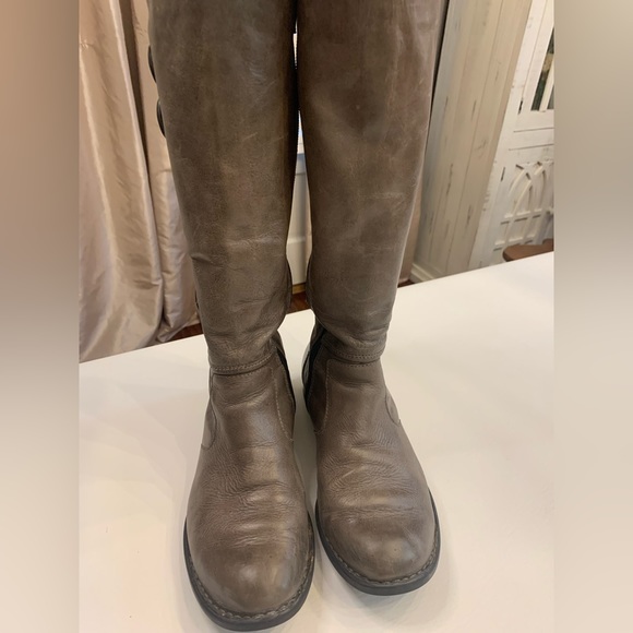 BORN leather high boots, size 8 women’s, Y2K, grunge, moto - Picture 3 of 11